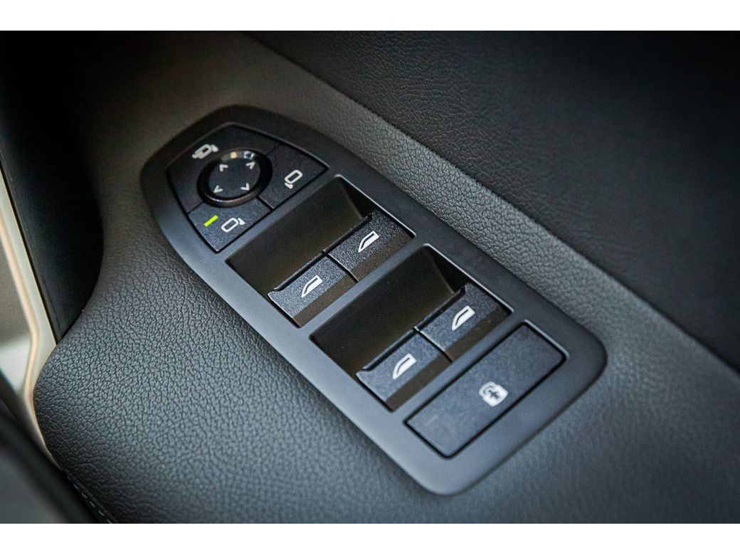 2023 BMW iX