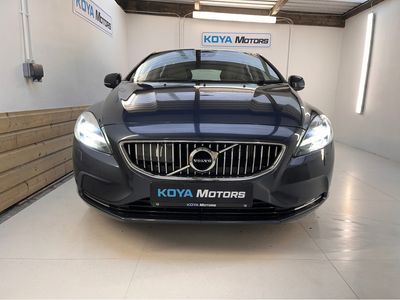 2017 Volvo V40
