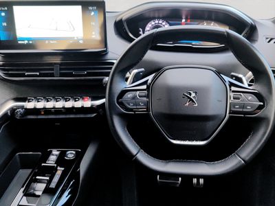 2023 Peugeot 5008