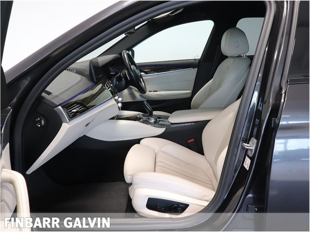 2021 BMW 5 Series