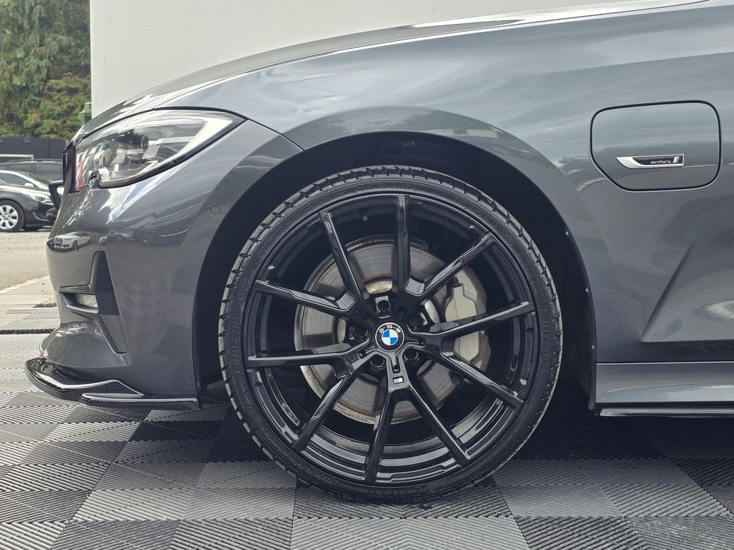 2022 BMW 3 Series