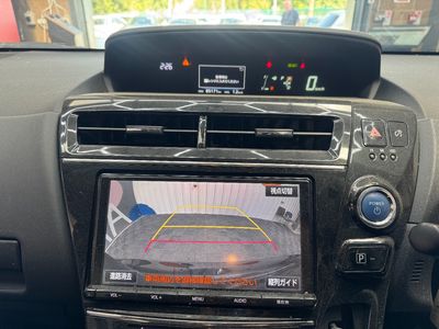 2017 Toyota Prius Alpha