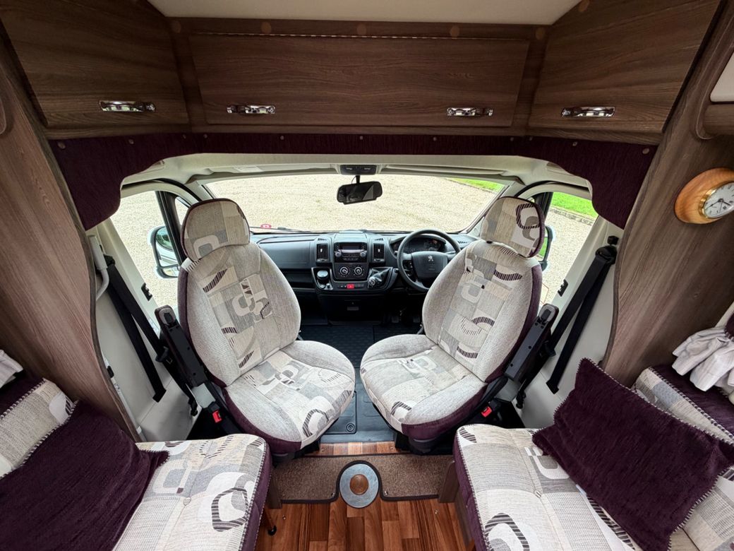 2015 AUTOSLEEPERS NUEVO LOW PROFILE R.H.D MANUAL