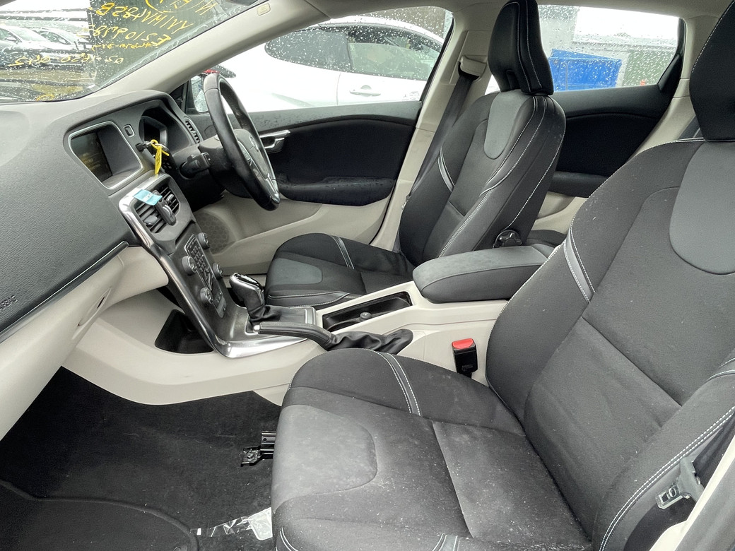 2013 Volvo V40