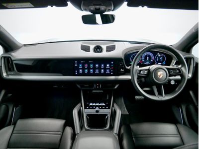 2025 Porsche Cayenne