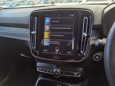 2022 Volvo XC40