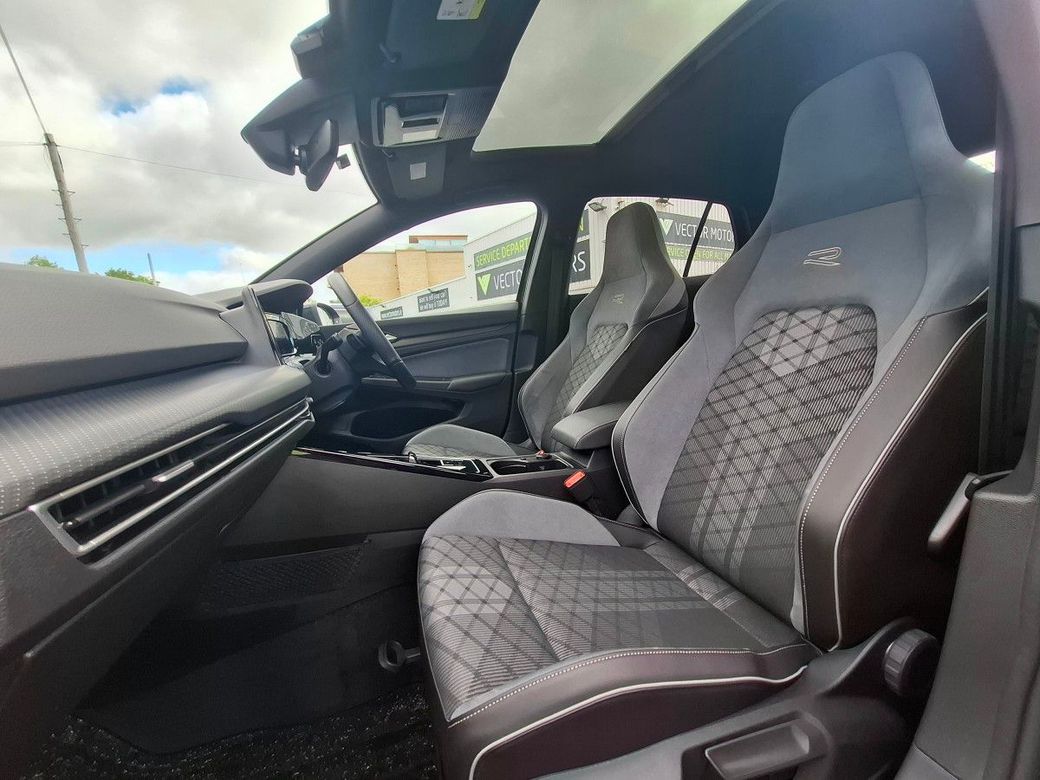 2023 Volkswagen Golf