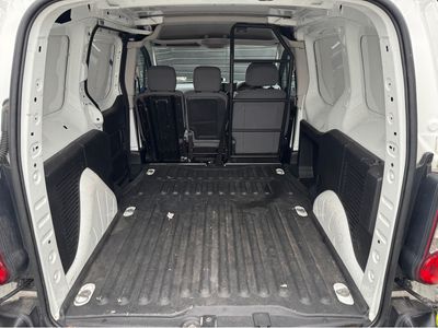 2012 Peugeot Partner