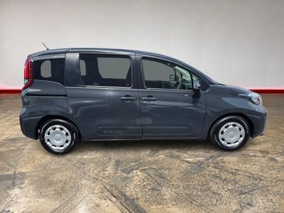 2023 Toyota Sienta