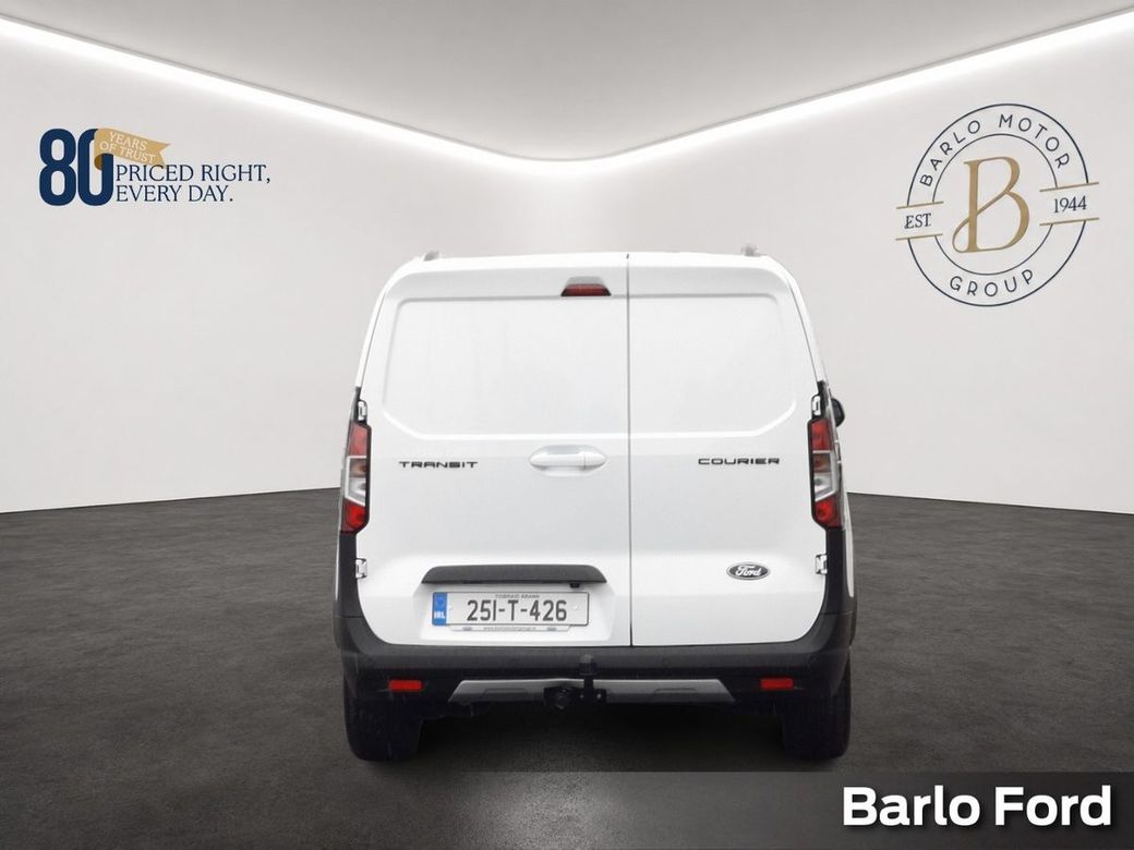 2025 Ford Transit Courier