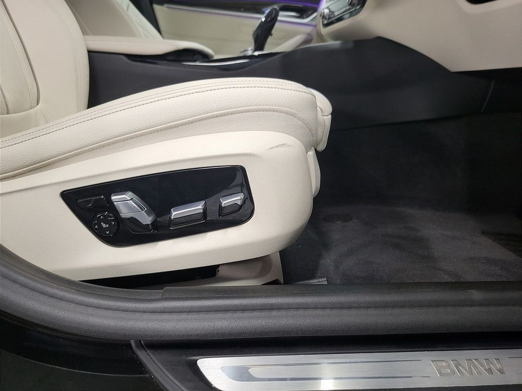 2021 BMW 5 Series