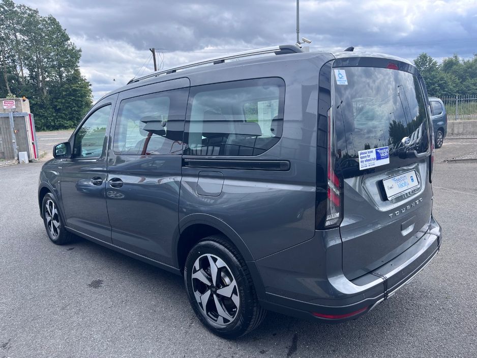2026 Ford Tourneo Connect