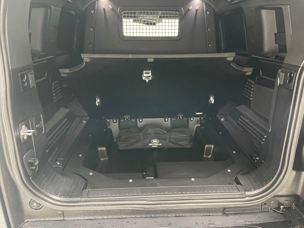 2023 Land Rover Defender