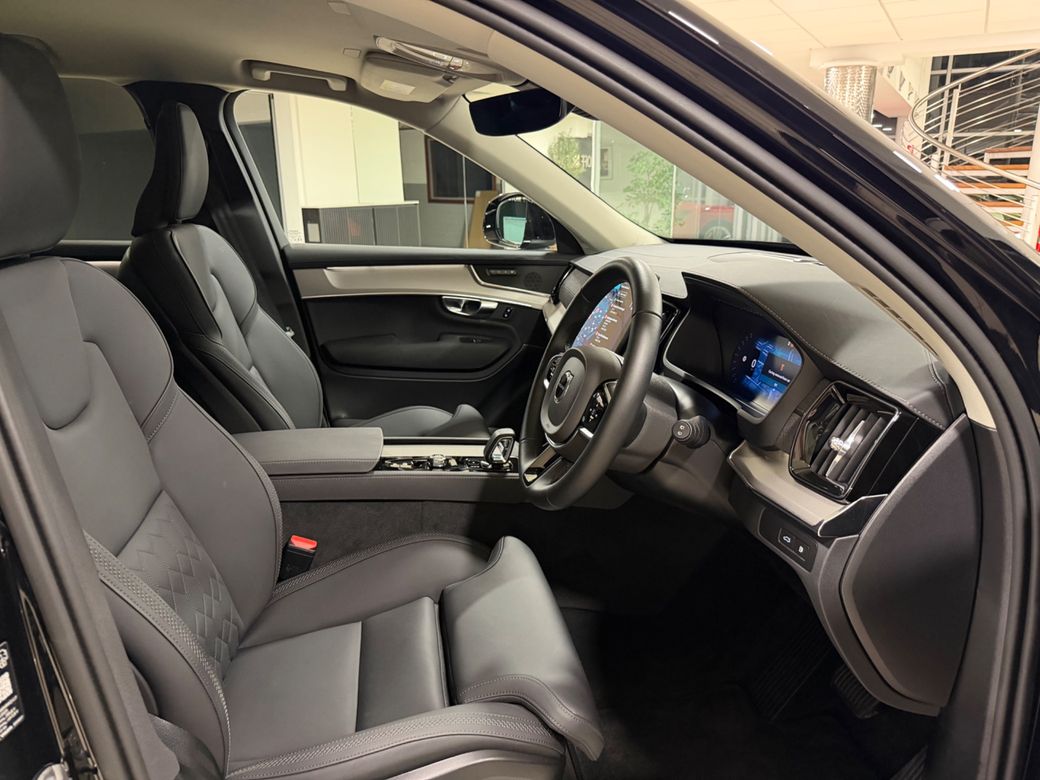 2025 Volvo XC90