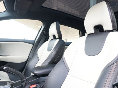 2018 Volvo V40 Cross Country