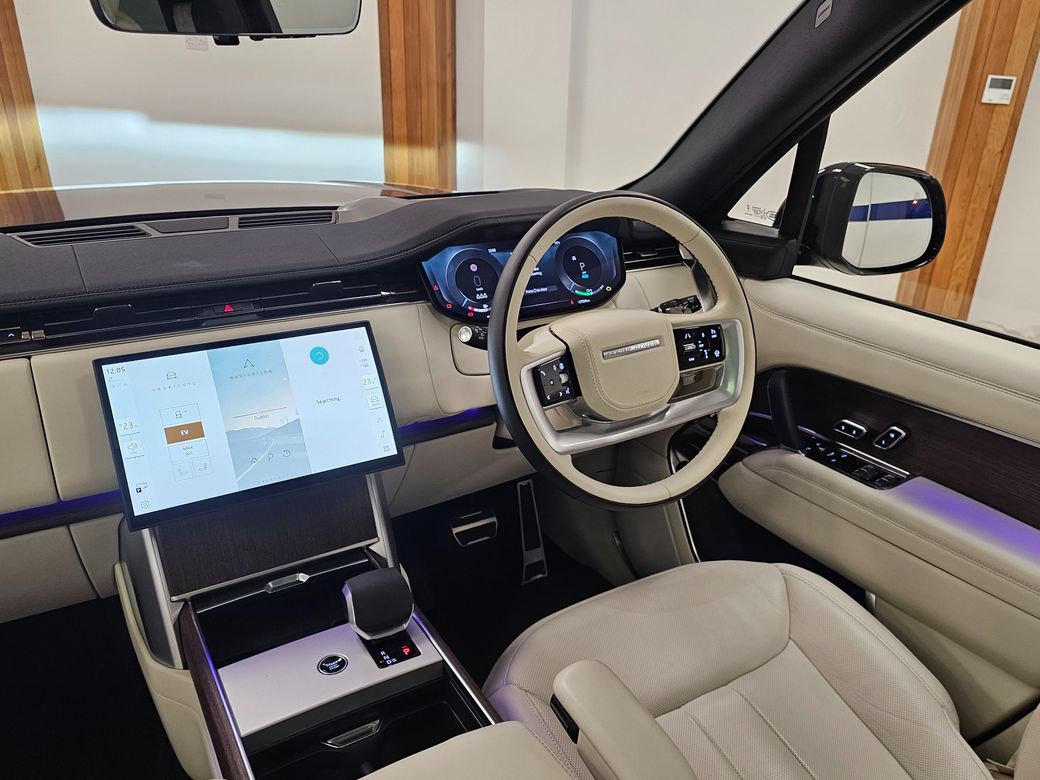 2025 Land Rover Range Rover