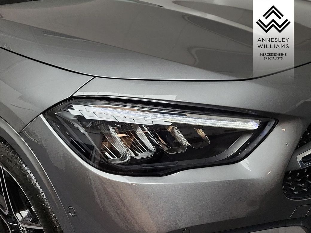 2025 Mercedes-Benz GLA Class