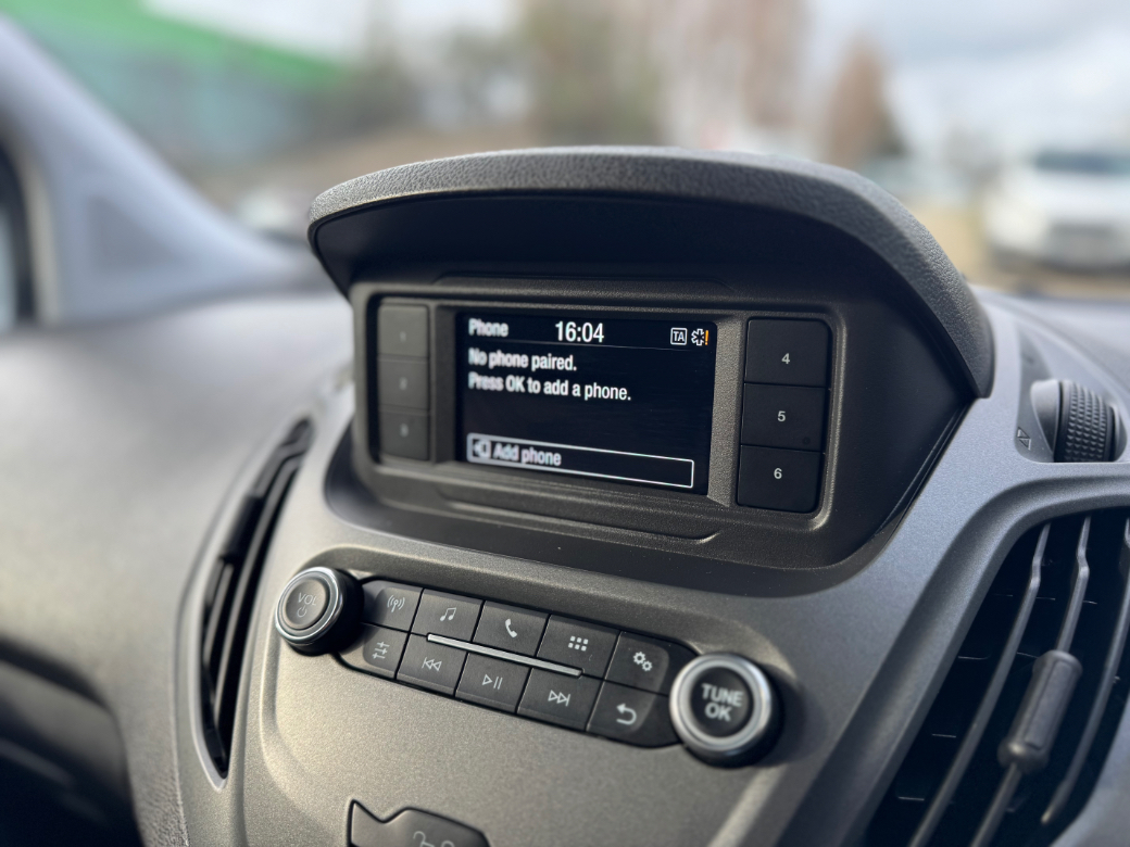 2023 Ford Transit Courier