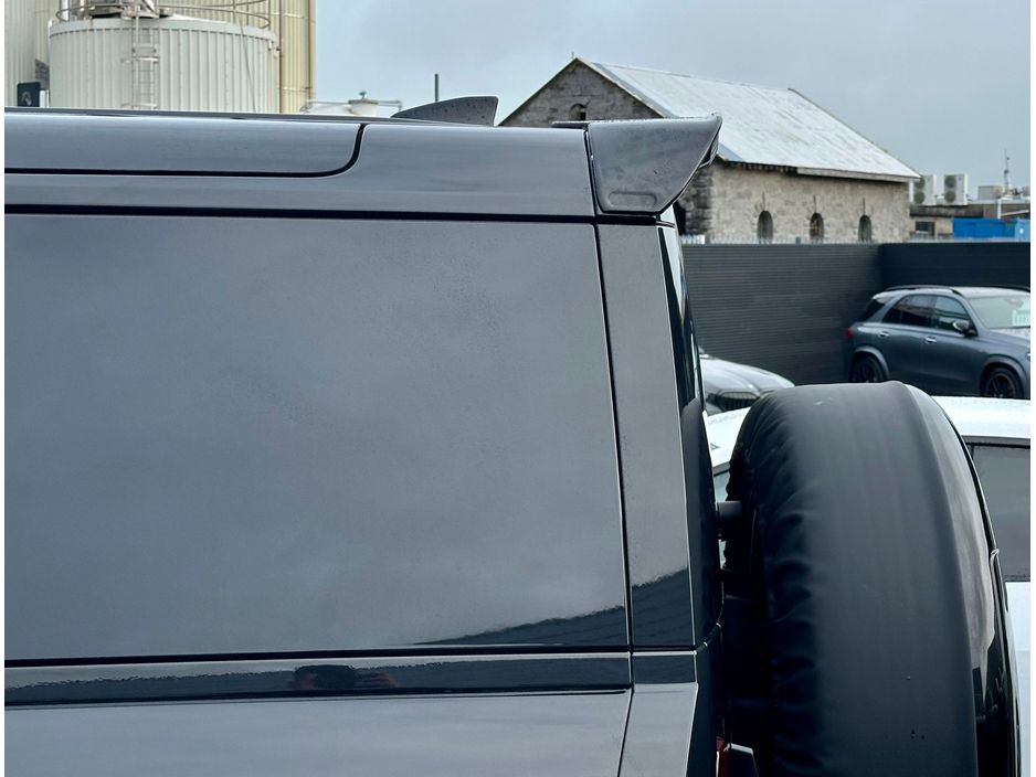 2025 Land Rover Defender