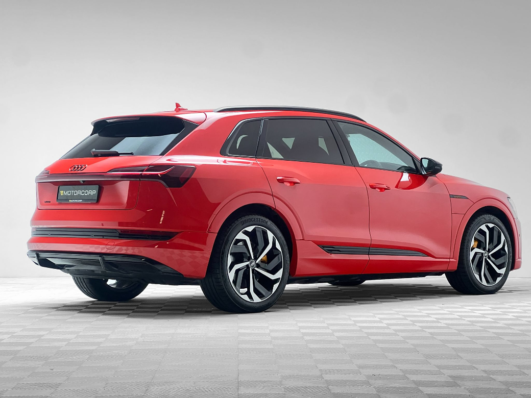 2022 Audi e-tron