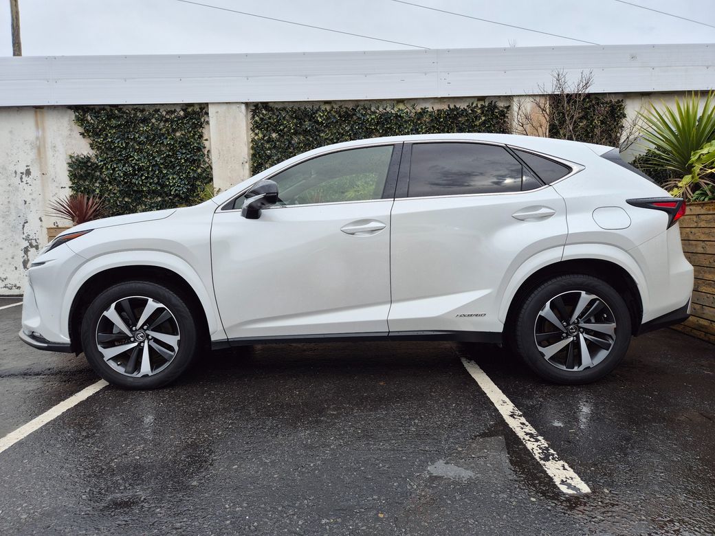 2021 Lexus NX 300h