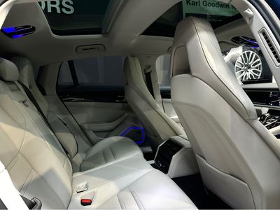 2023 Porsche Panamera