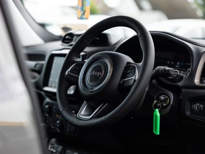 2025 Jeep Renegade