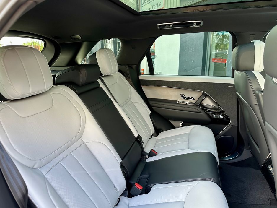 2026 Land Rover Range Rover Sport