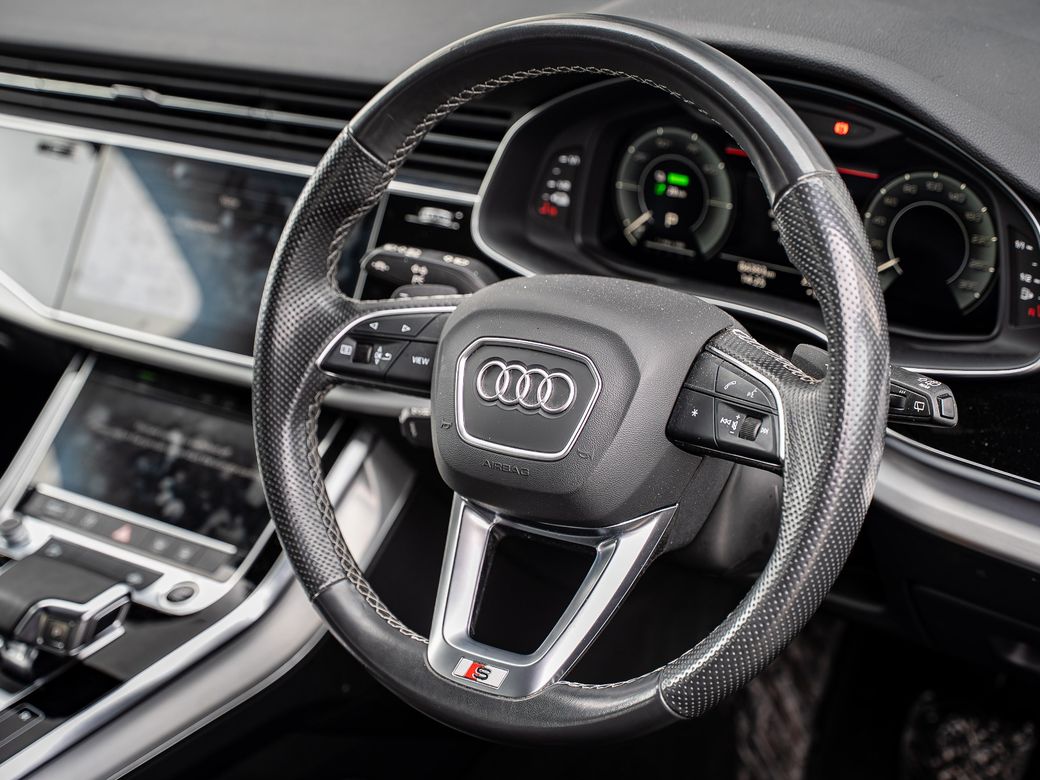 2021 Audi Q7