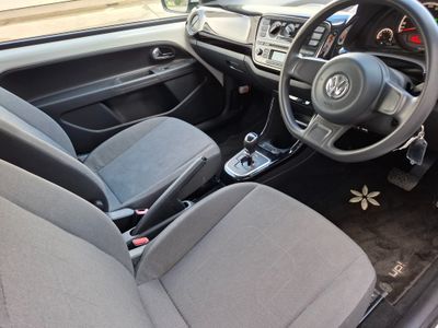 2013 Volkswagen up!