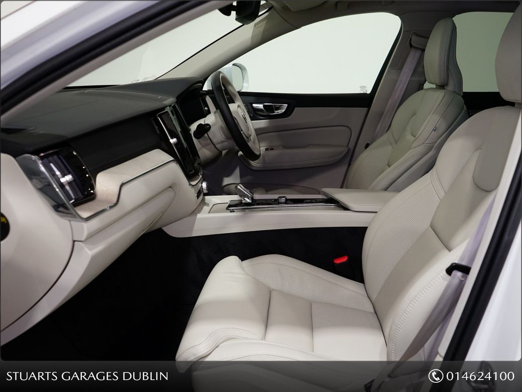 2022 Volvo XC60