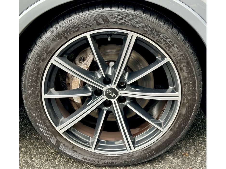 2021 Audi Q7
