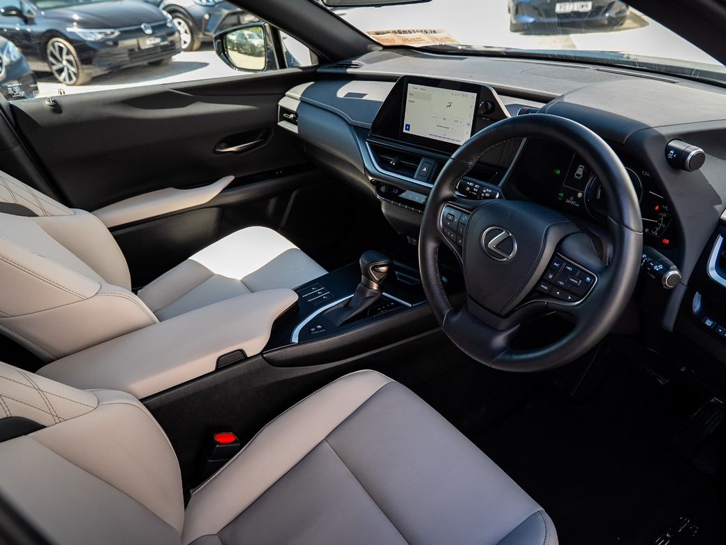 2023 Lexus UX 250H