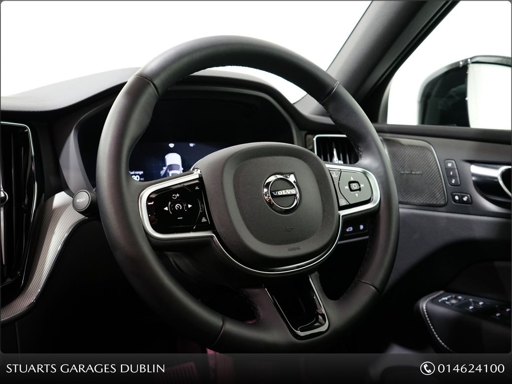 2025 Volvo XC60