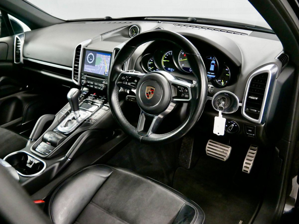 2017 Porsche Cayenne