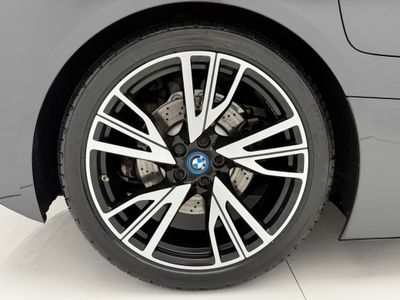 2020 BMW i8