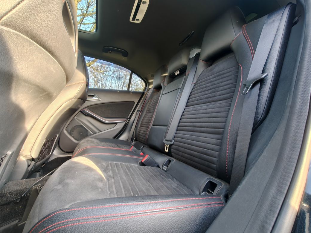 2018 Mercedes-Benz A 180