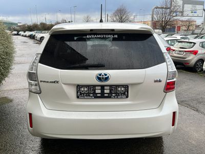 2014 Toyota Prius Alpha