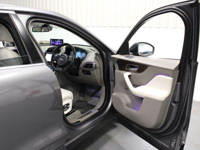 2016 Jaguar F-Pace