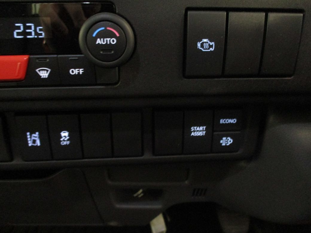 2024 Isuzu NPR