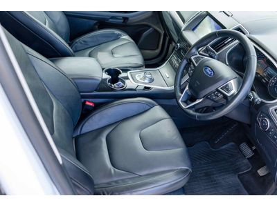 2020 Ford S-Max