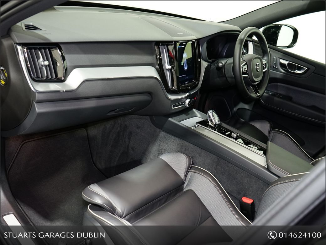 2025 Volvo XC60
