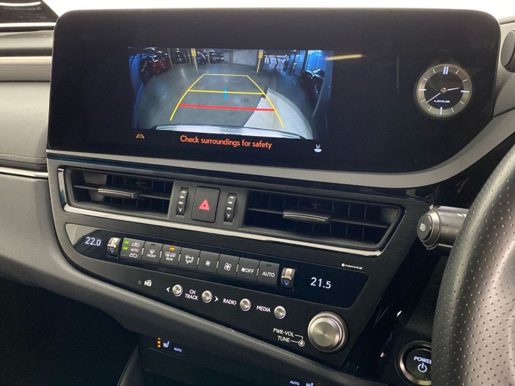 2024 Lexus ES 300h