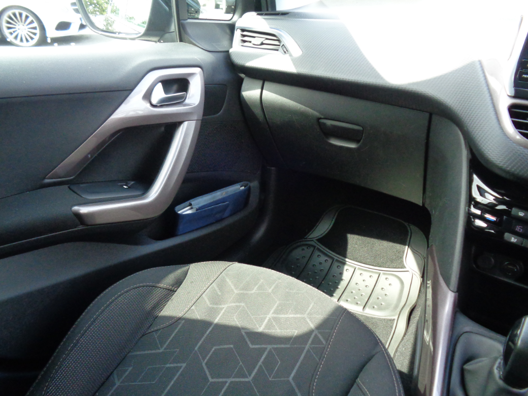 2015 Peugeot 2008
