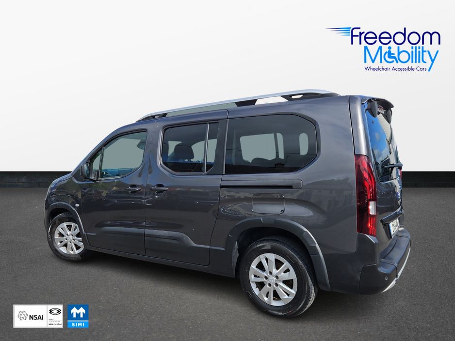 2021 Peugeot Rifter
