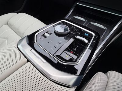 2026 BMW i7