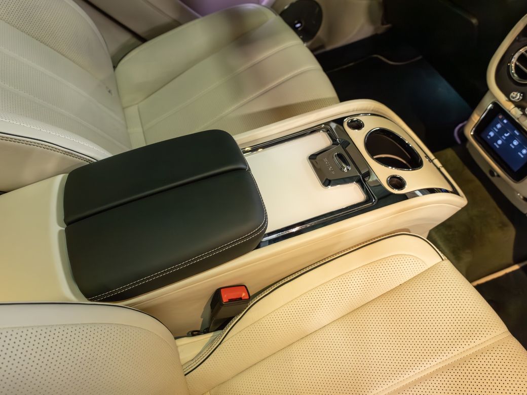 2023 Bentley Bentayga