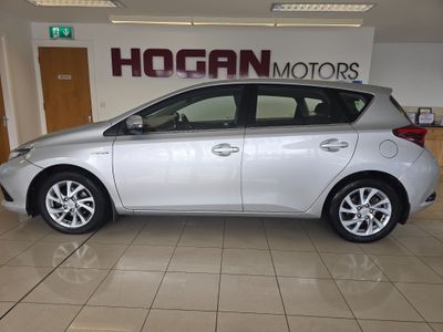 2016 Toyota Auris