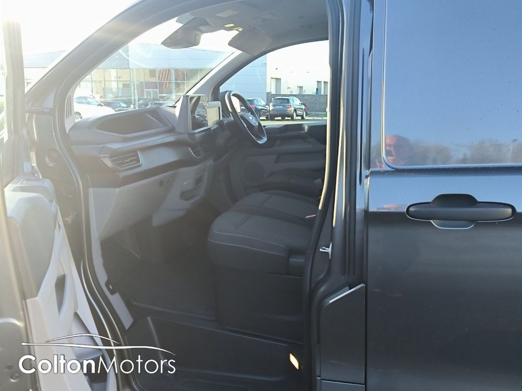 2024 Ford Transit Custom