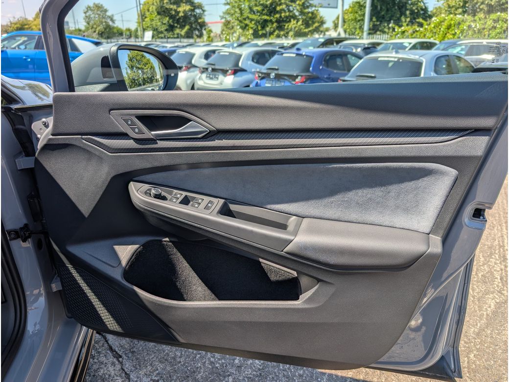 2024 Volkswagen Golf